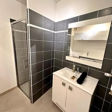 Apartament Michelet - T2 Avec Balcon Et Cuisine Equipee Nicea